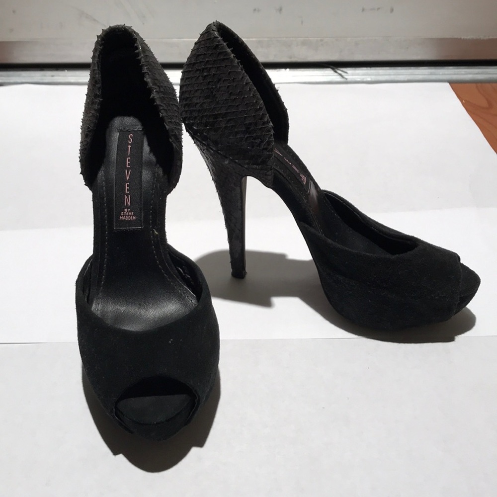 Black open toe heels